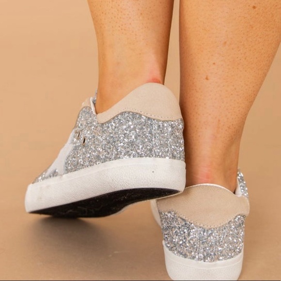 Bani 2 Sneaker - Picture 5 of 11